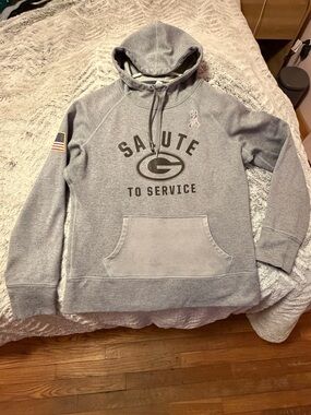 Green Bay Packers Nike Gray 'Salute to Service' Hooded Sweatshirt